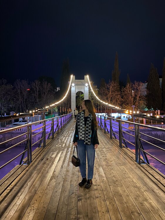 Лила сочи. Лила сочи. Россия, краснодарский край, сочи, улица декабристов, 165с. Посёлок вардане гостивой дом лита. Лила сочи.