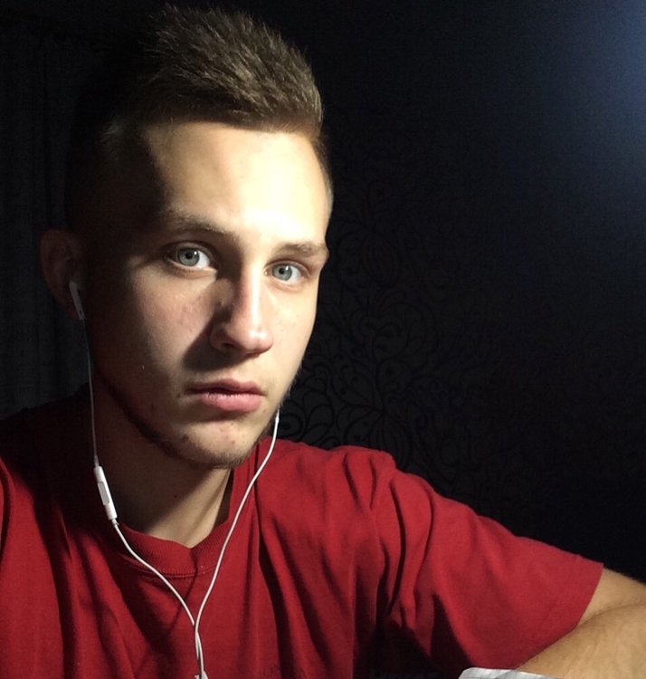 владу 22 года