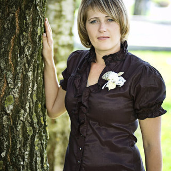 шестакова ирина москва. девушки с макаровым в парке садовники. гударева алина сергеевна. женщина в юао. женщина в юао.