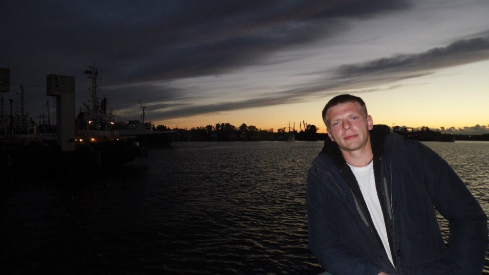 торт на день рождения 28 лет. парень 28 лет. павел кришталь самара. вырос в 28 лет. конев роман николаевич.