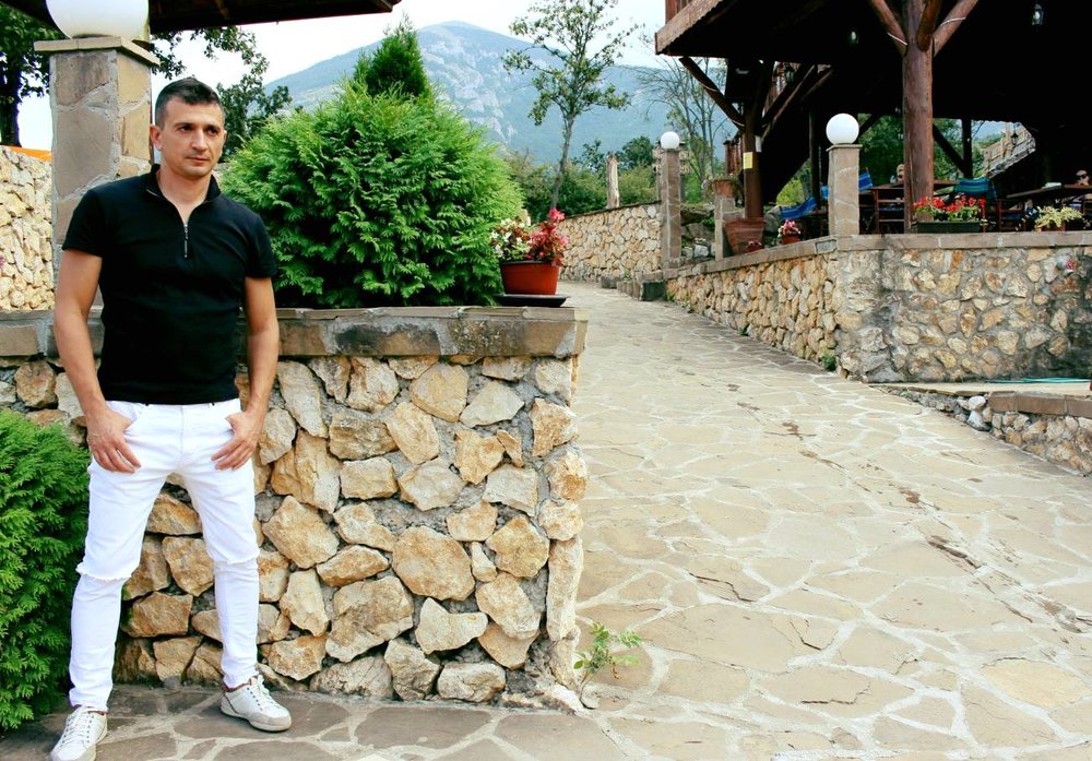 Драган мужчина. Драган бьелогрлич википедия. Драган бьелогрлич википедия. Драган мужчина. Драган мужчина.