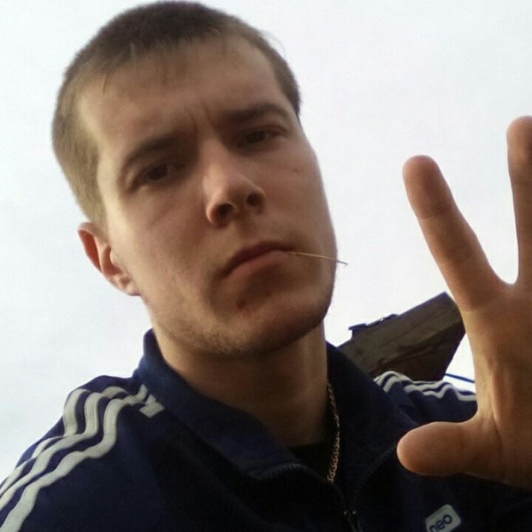 Толя 25 лет. Толя 25 лет