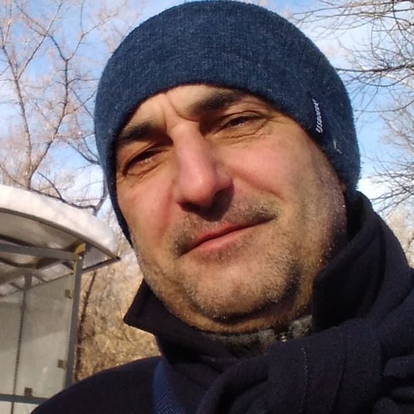 Рахманович. Рахманович крылья советов. Фото амар рахманович футболист. Амар рахманович футболист. Назир рахманович.